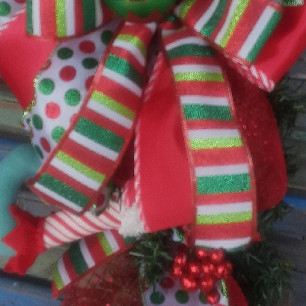 9ft. CHRISTMAS ELVES GARLAND